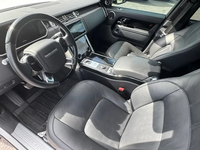 Used 2021 White Land Rover Westminster image 12