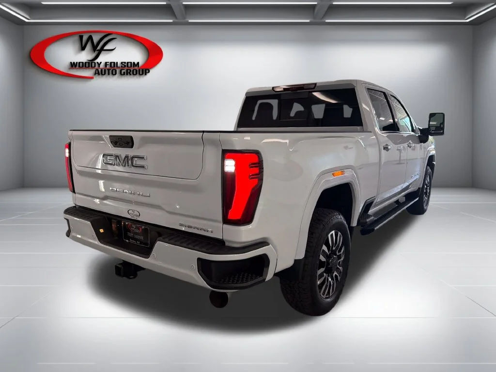 New 2026 Glacier White Tricoat GMC Denali Ultimate image 6