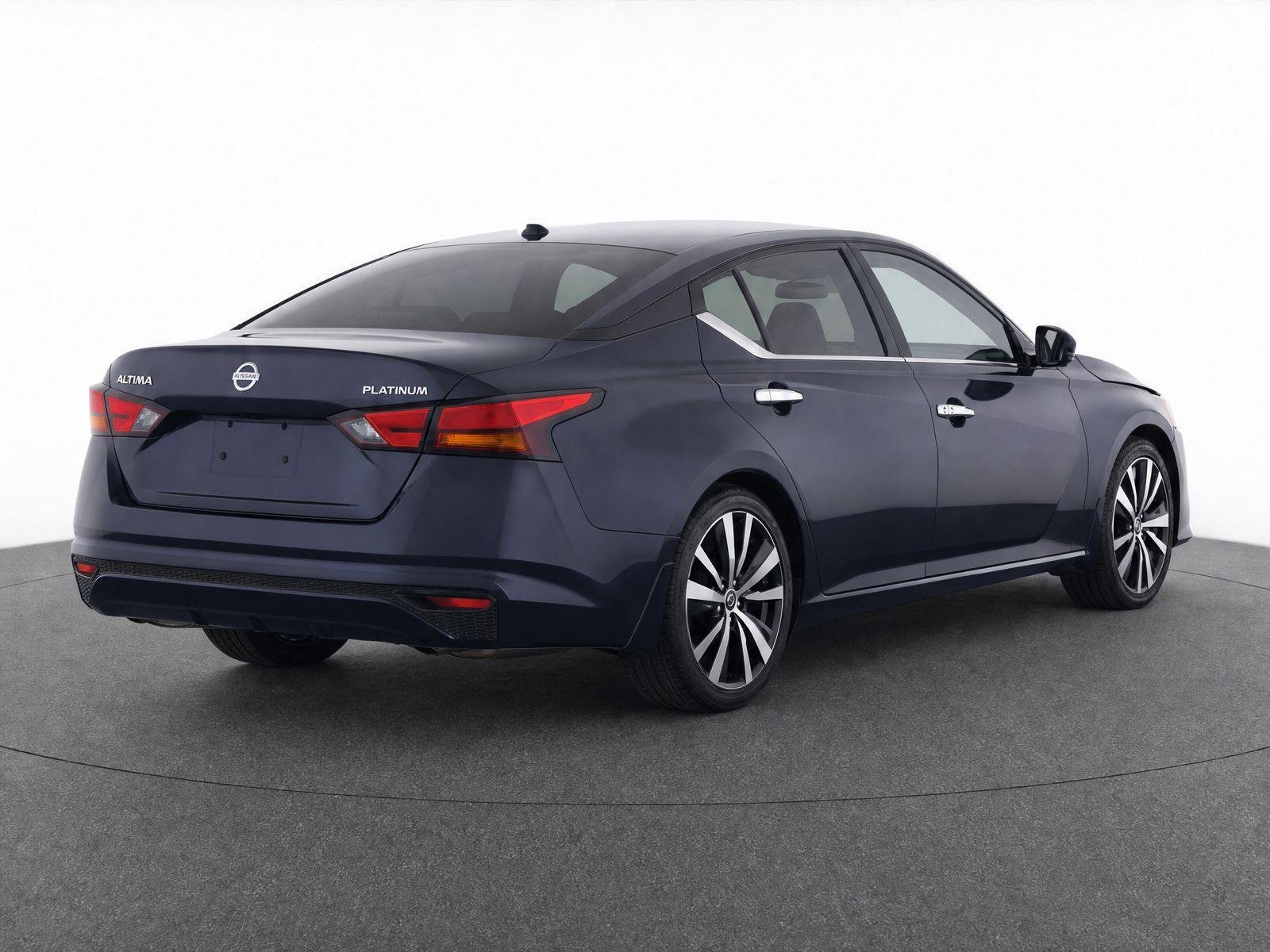 Used 2019 Storm Blue Metallic Nissan 2.5 Platinum image 12