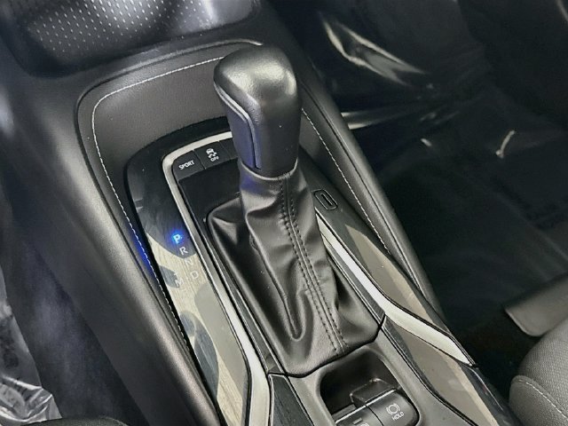 Used 2022 White Toyota SE image 16