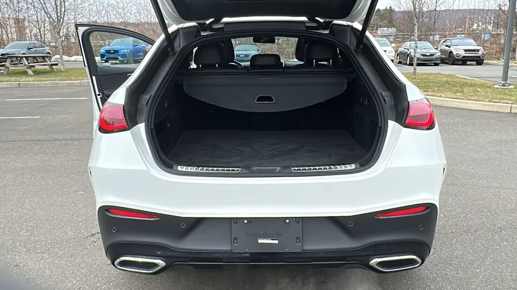 Used 2024 White Mercedes-Benz GLC 300 Coupe image 23