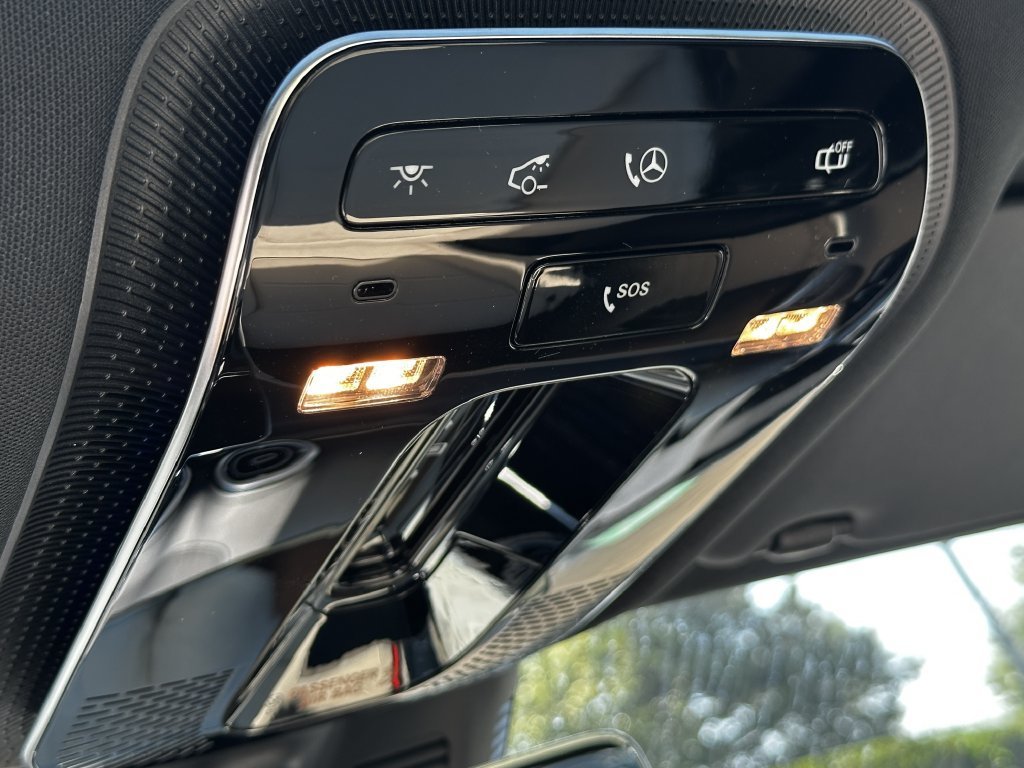 New 2027 MANUFAKTUR Alpine Grey Mercedes-Benz GLC 350e image 69