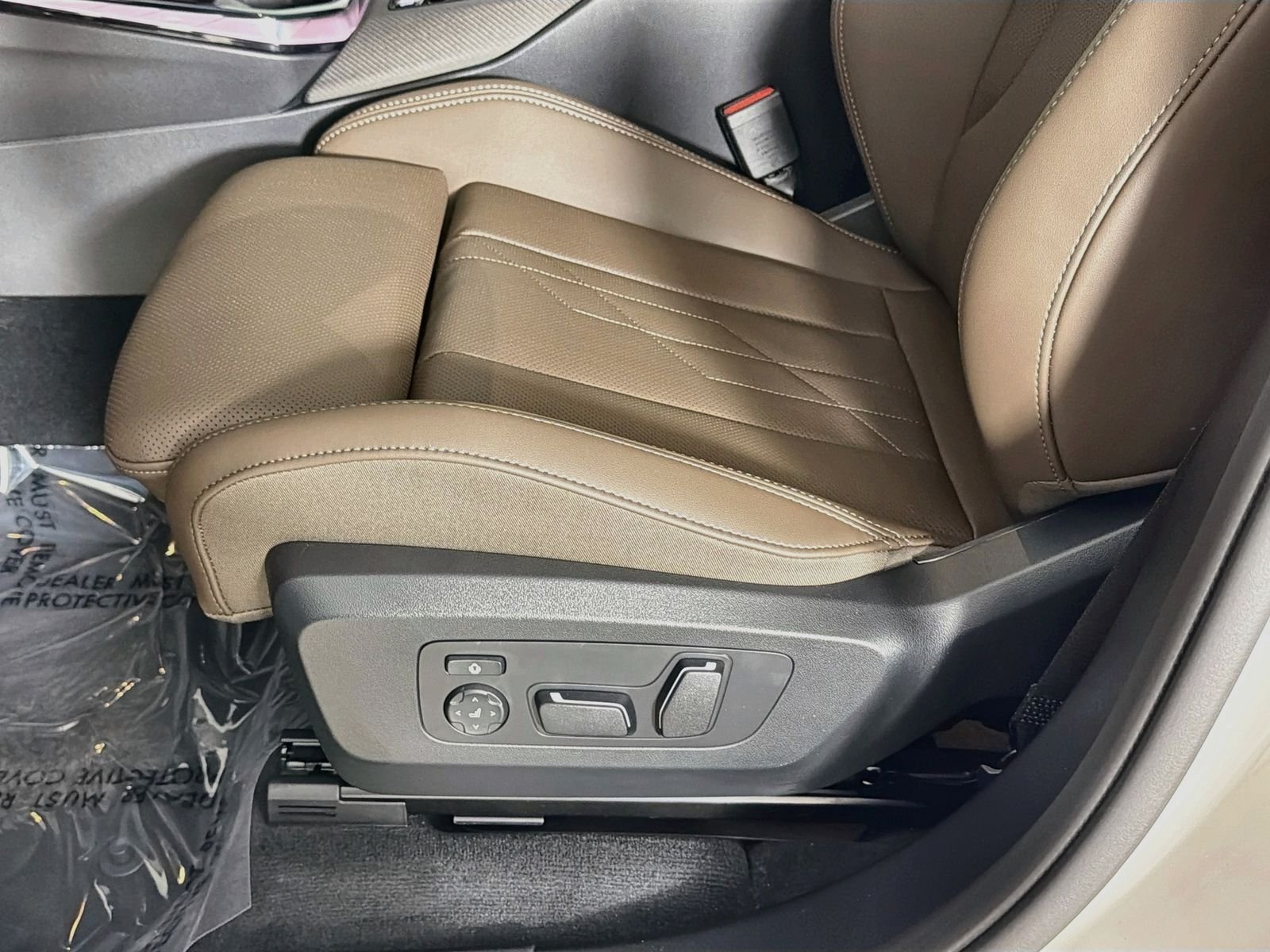 New 2026 Dune Grey Metallic BMW 30 xDrive image 18
