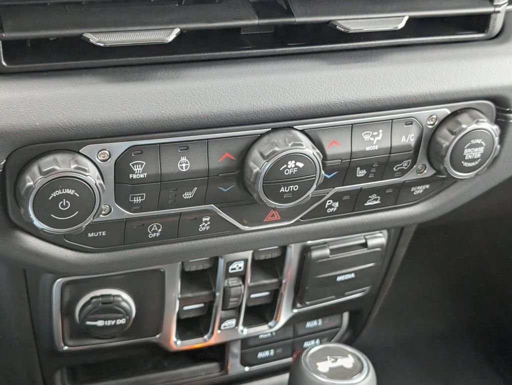 2026 Jeep Wrangler 4-Door Sahara - Photo 23