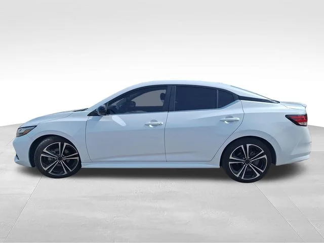 Used 2021 White Nissan SR image 4