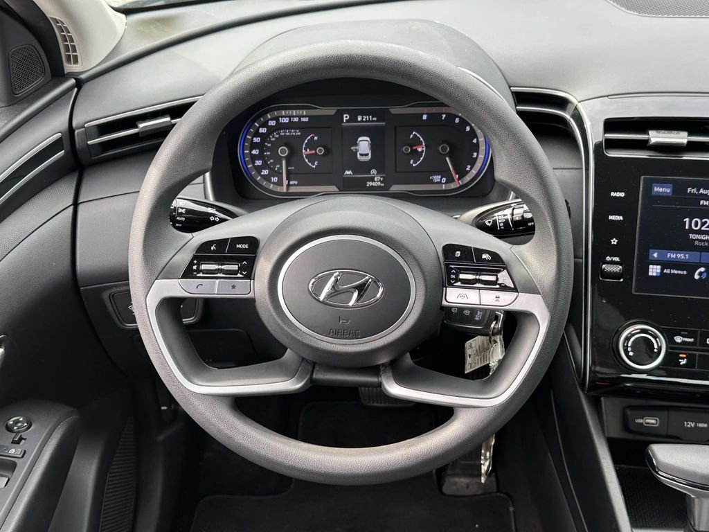 2024 Hyundai Tucson SE - Photo 21