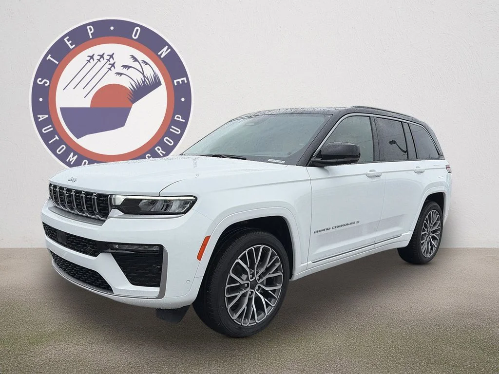 New 2026 Bright White Clear-Coat Exterior Paint Jeep Summit image 2