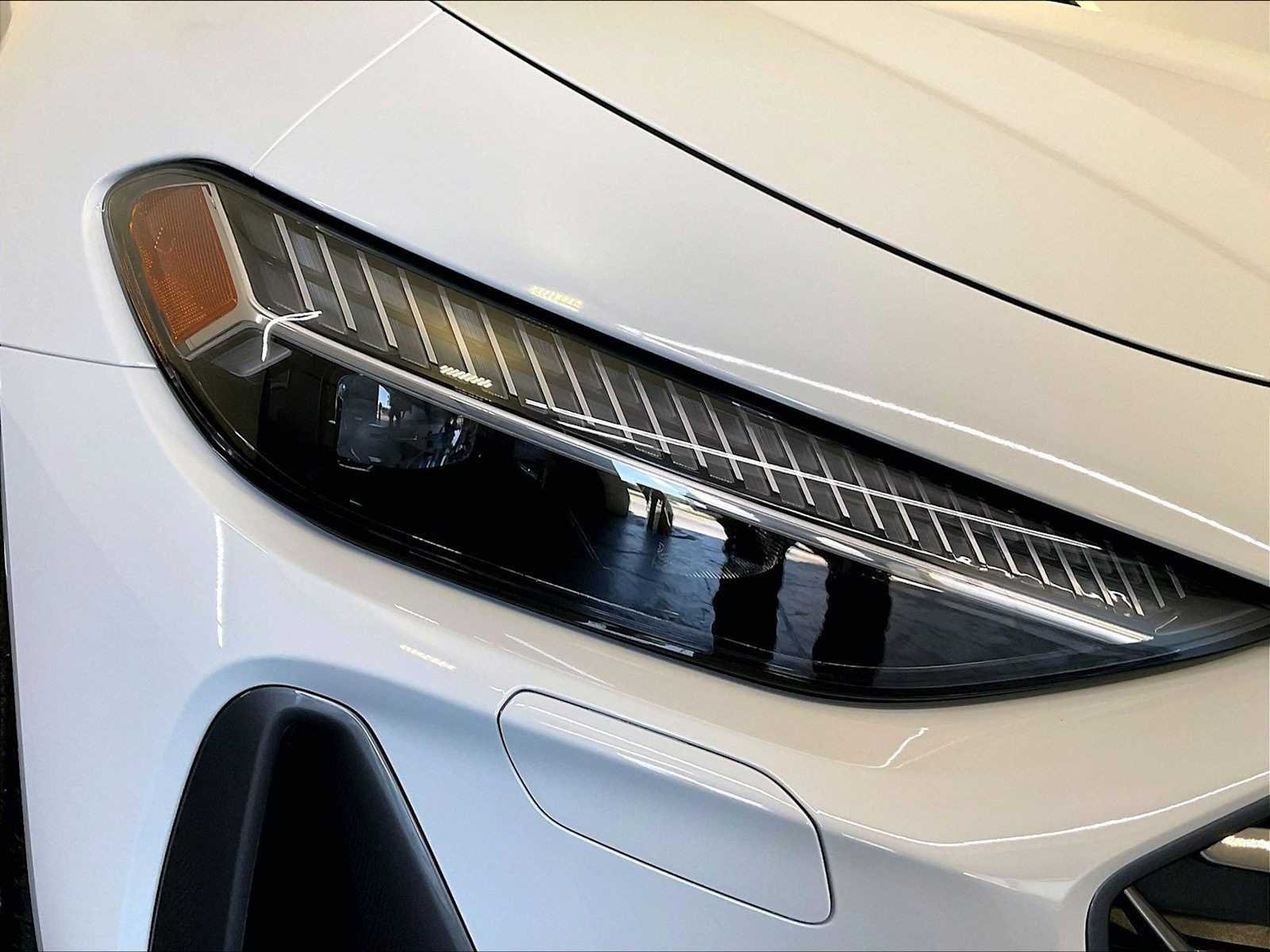 Used 2025 Arkona White Audi Premium Plus image 12