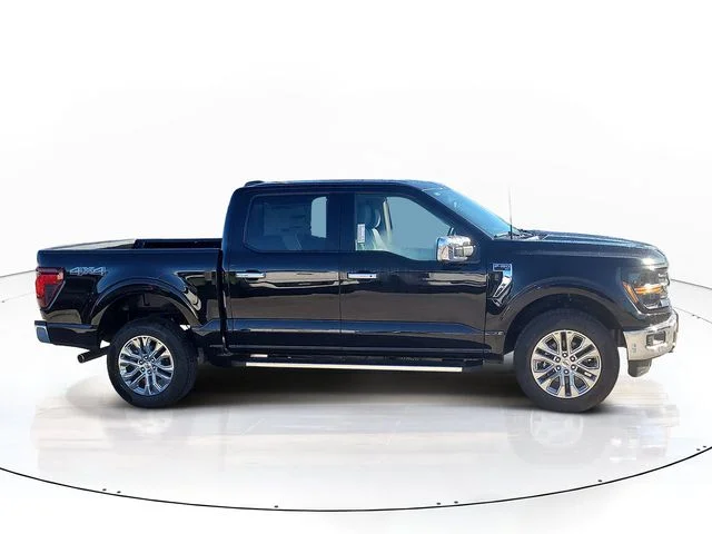 New 2026 Black Metallic Ford XLT image 4