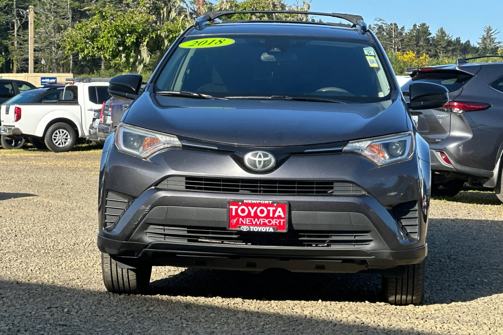Used 2018 Gray Toyota LE image 6