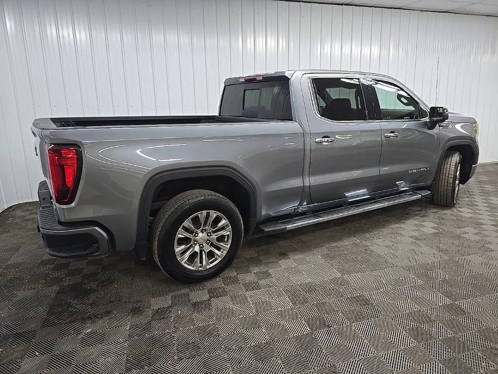 Used 2021 Gray GMC Denali image 3