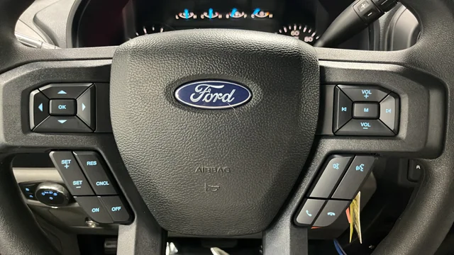 Used 2017 Oxford White Ford XL image 15