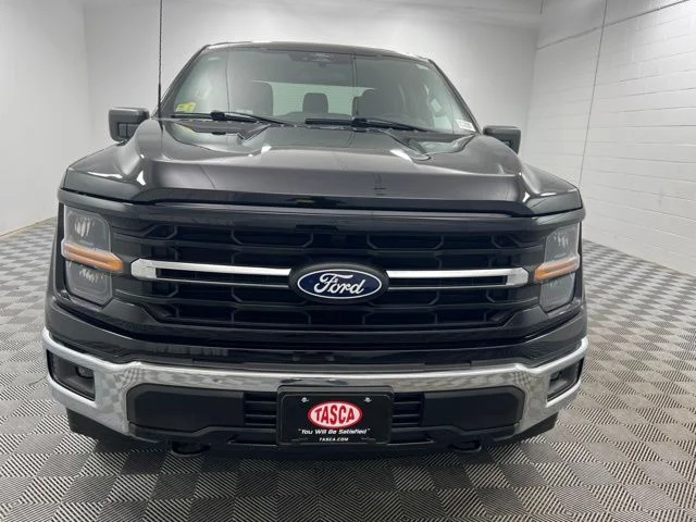 Used 2025 Black Ford XLT image 3