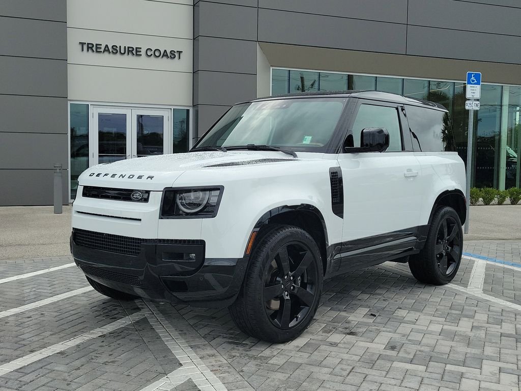 New 2026 Fuji White Land Rover V8 image 1
