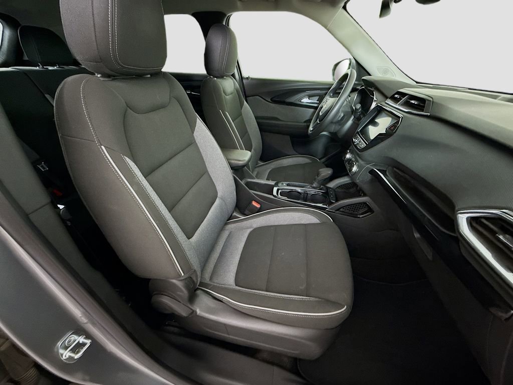 Used 2023 Sterling Gray Metallic Chevrolet LT image 25