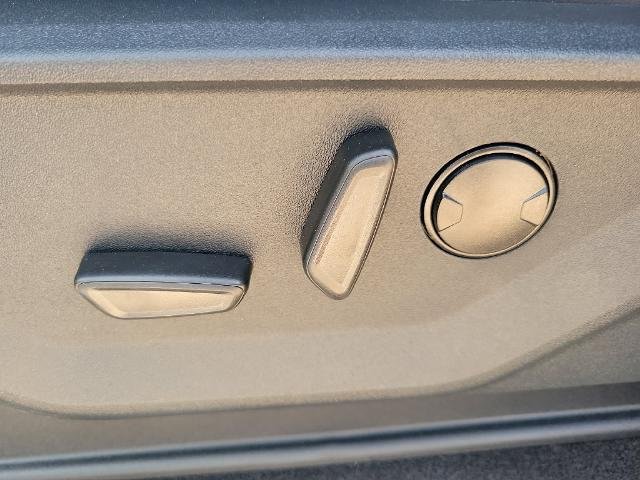New 2026 Iconic Silver Metallic Ford Tremor® image 44
