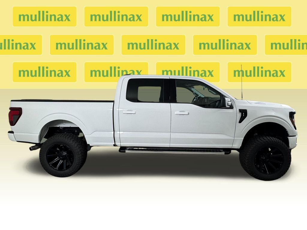 Used 2025  Ford XLT image 2