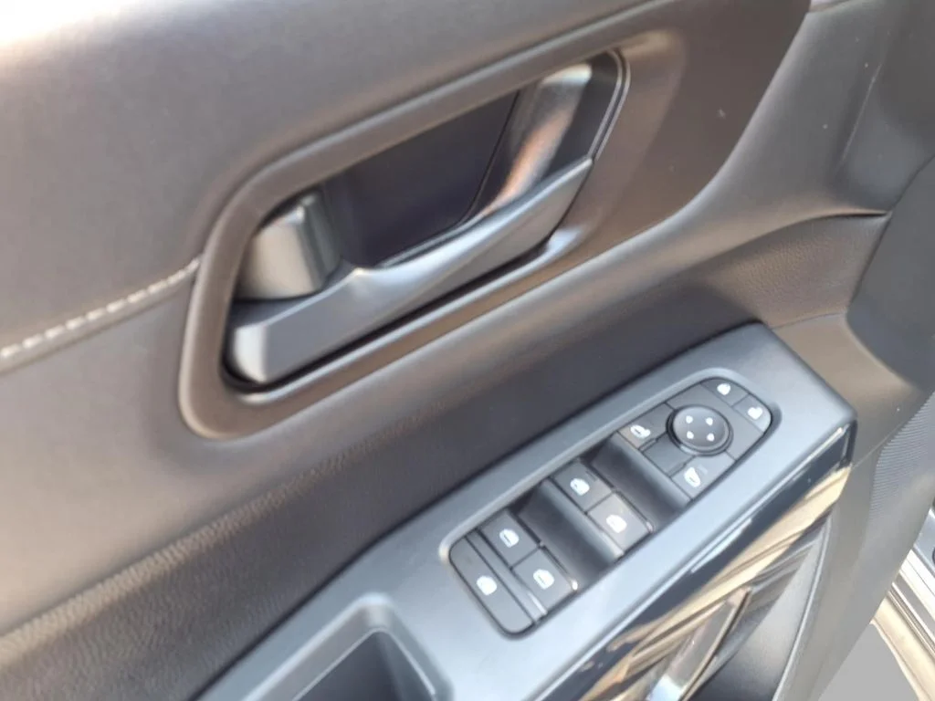 Used 2024 Gray Nissan SV image 19