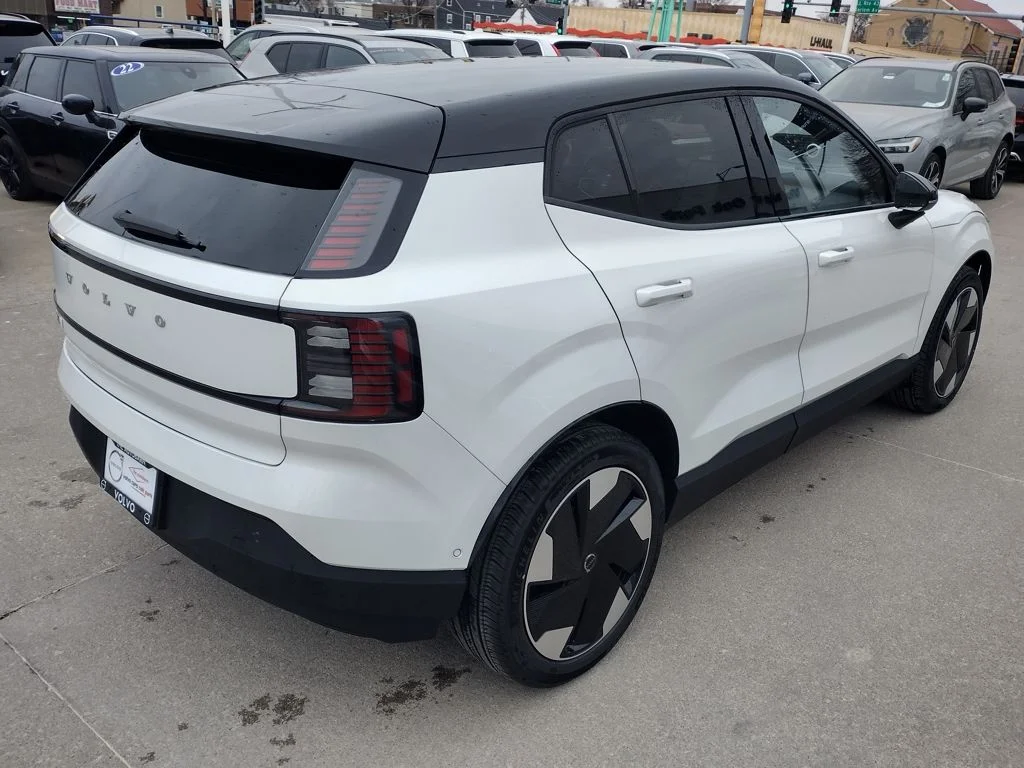 New 2025 White Volvo Twin Motor Performance Ultra image 7