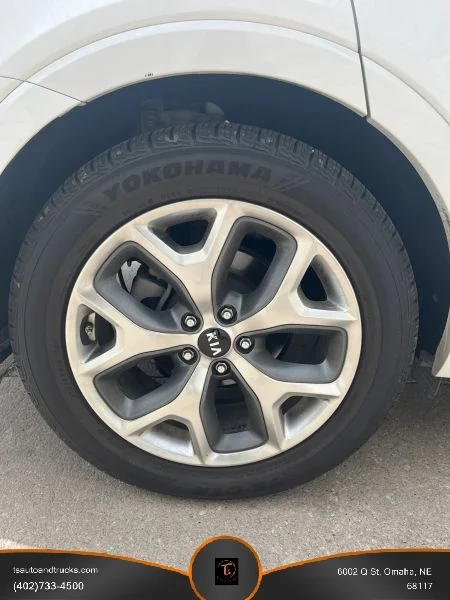 Used 2020 Silver Kia SX Sport Utility 4D image 12