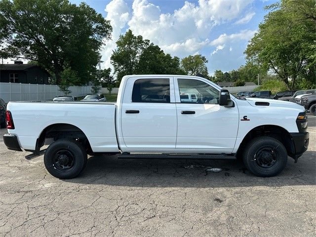 2025 RAM 2500 Tradesman - Photo 4