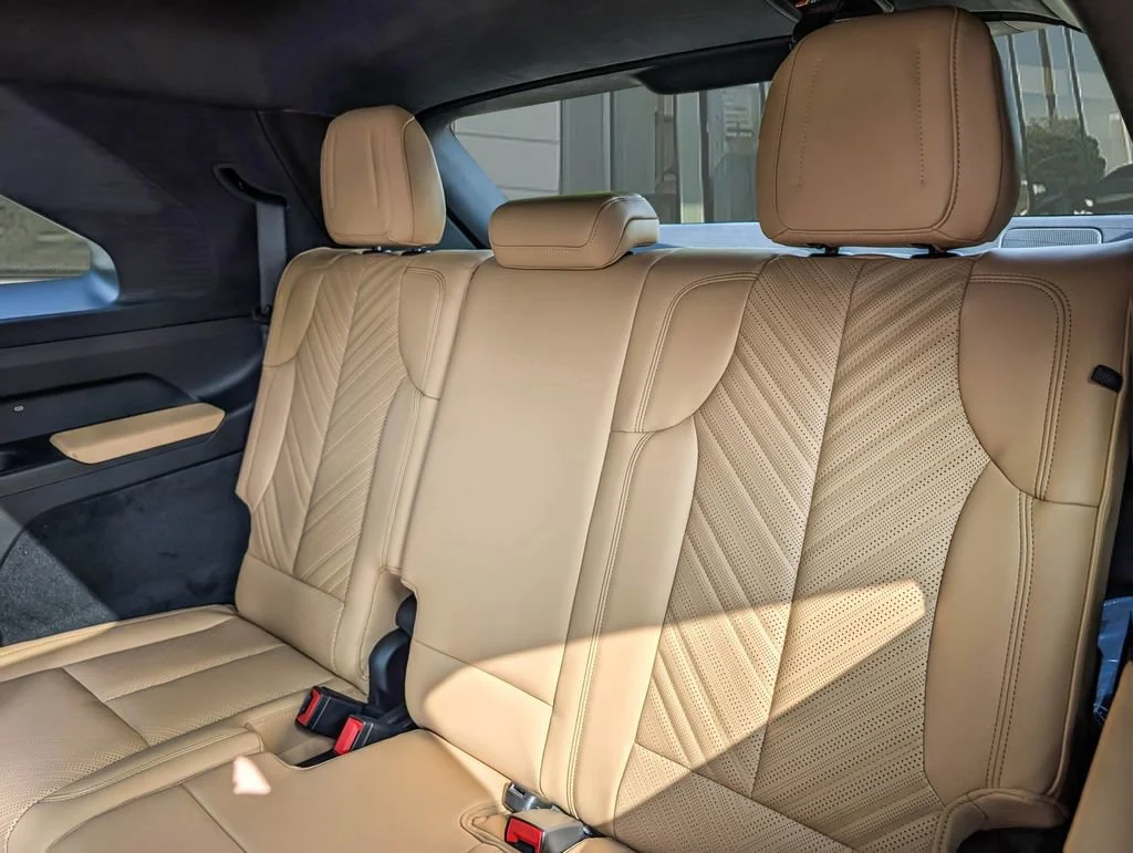2025 Cadillac Escalade IQ Luxury 2 - Photo 17