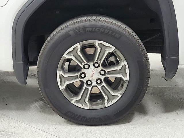 Used 2026 White GMC SLT image 13