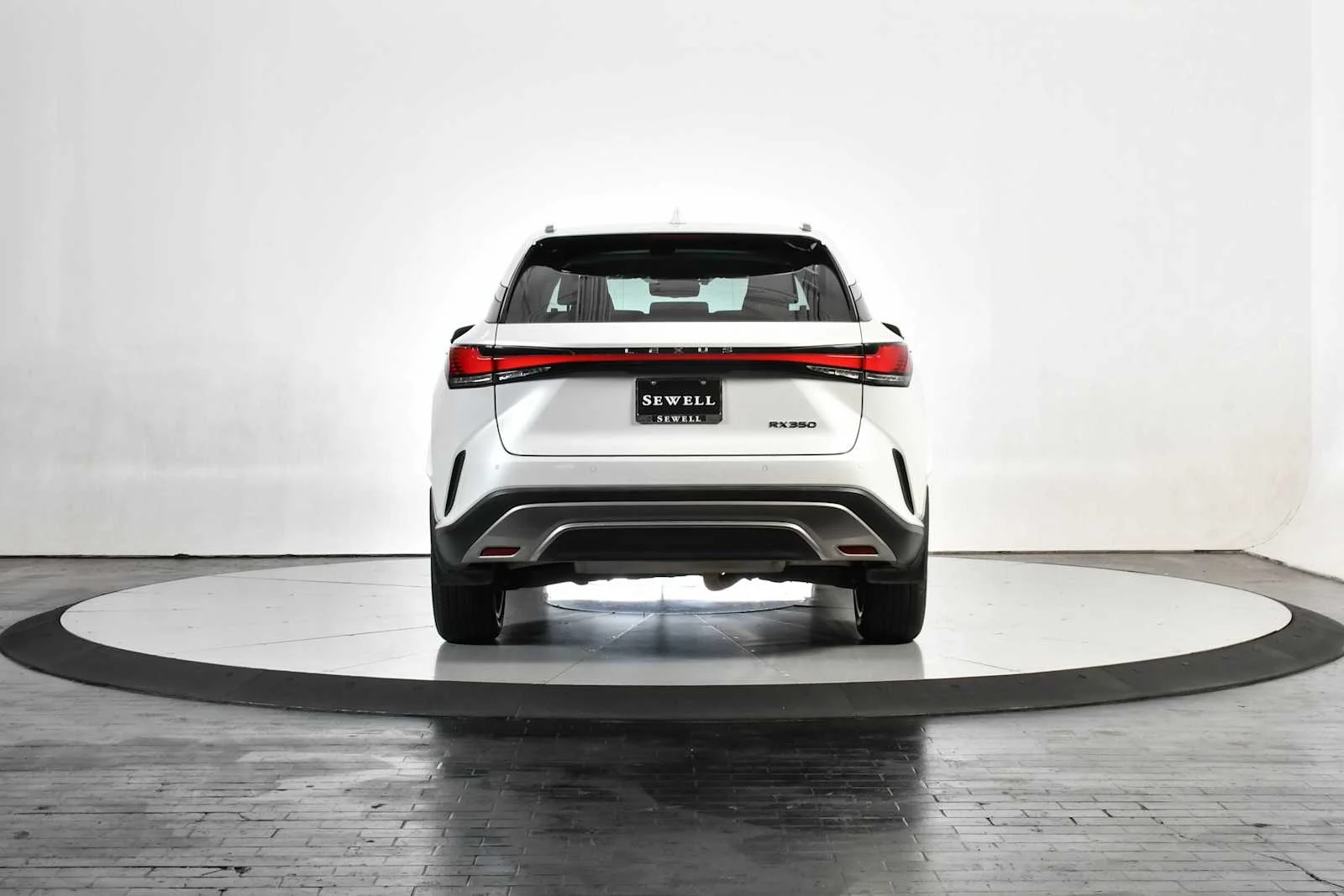 Used 2024 Eminent White Pearl Lexus Premium Plus image 5