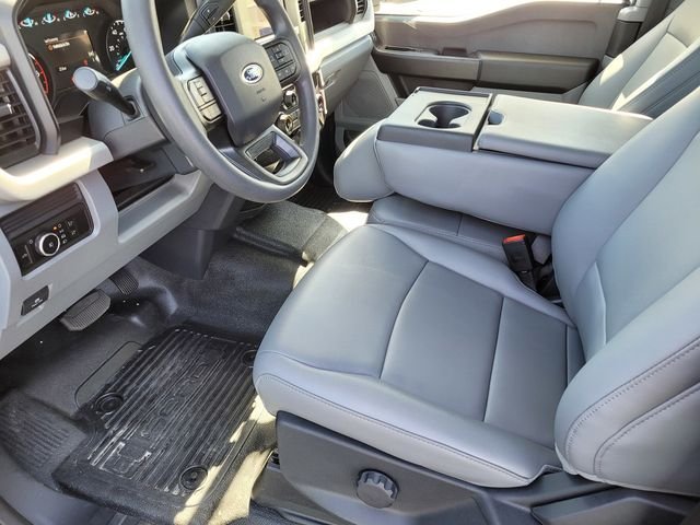 New 2026 Oxford White Ford F-250® XL image 36