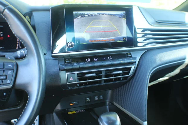 Used 2025 Underground Toyota SE image 12