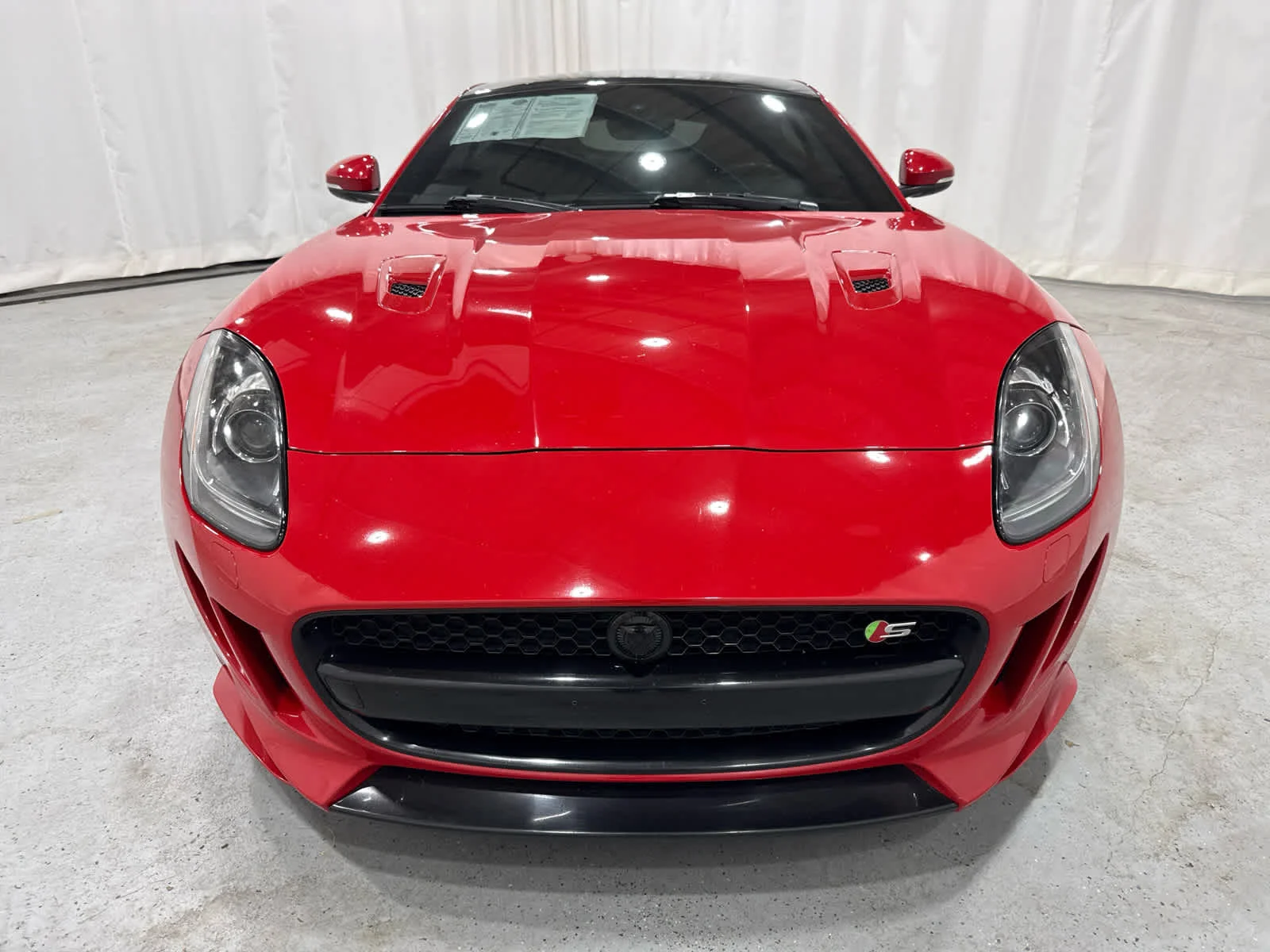 Used 2016 Red Jaguar S image 8