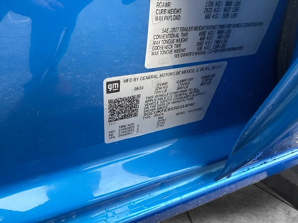 Used 2025 Blue Chevrolet LT Trail Boss image 40