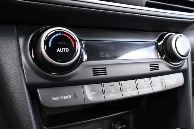 Used 2018 Gray Hyundai Limited image 21