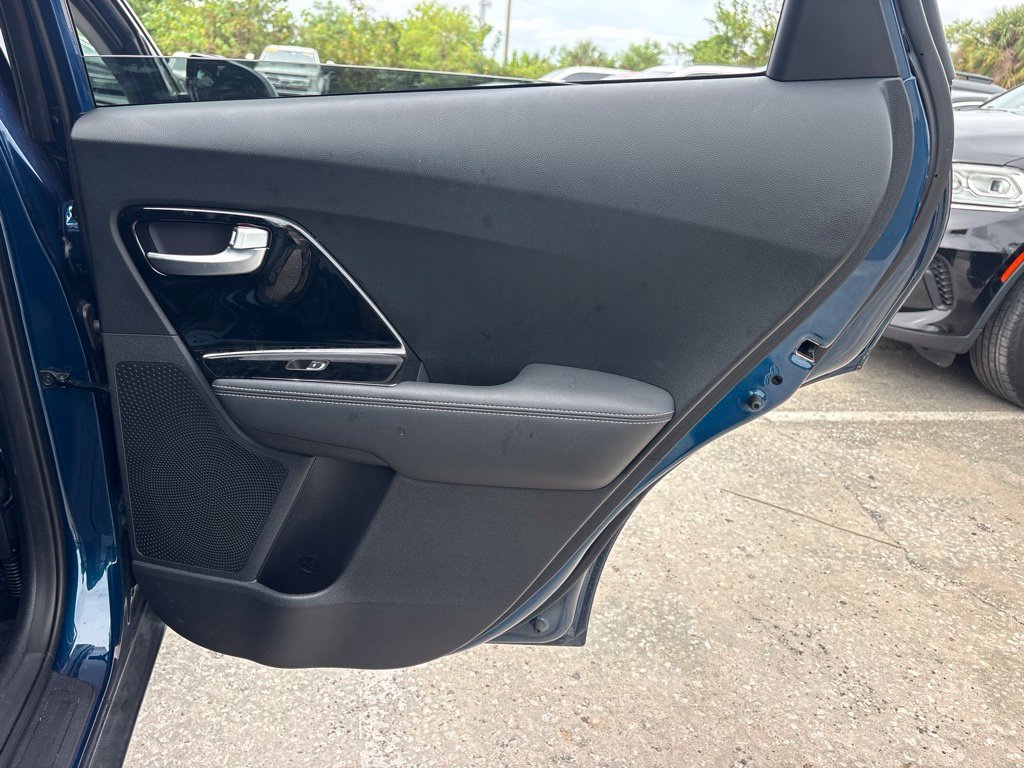 2019 Kia Niro EX - Photo 18