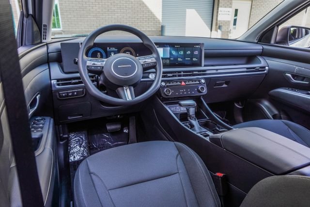 2025 Hyundai Tucson SEL - Photo 14