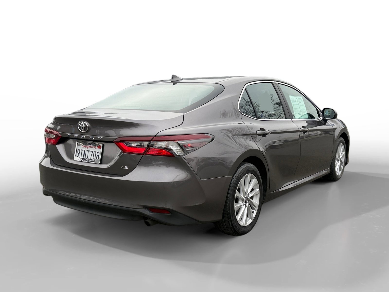 Used 2024 Predawn Gray Mica Toyota LE image 5
