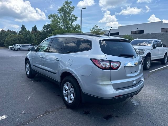 Used 2016 Silver Chevrolet LS image 3