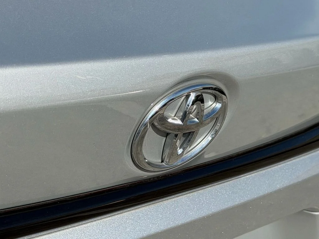 Used 2021 Silver Toyota LE image 15