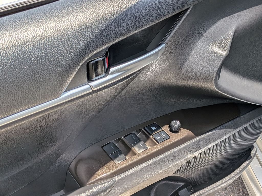 Used 2021 Silver Toyota SE image 15