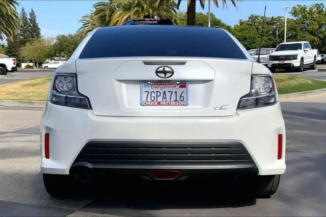Used 2015 Blizzard Pearl Scion Base image 4