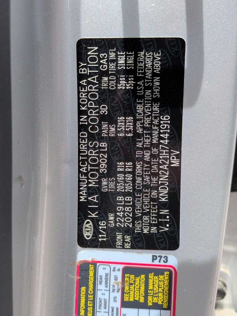 Used 2017 Silver Kia Base image 29