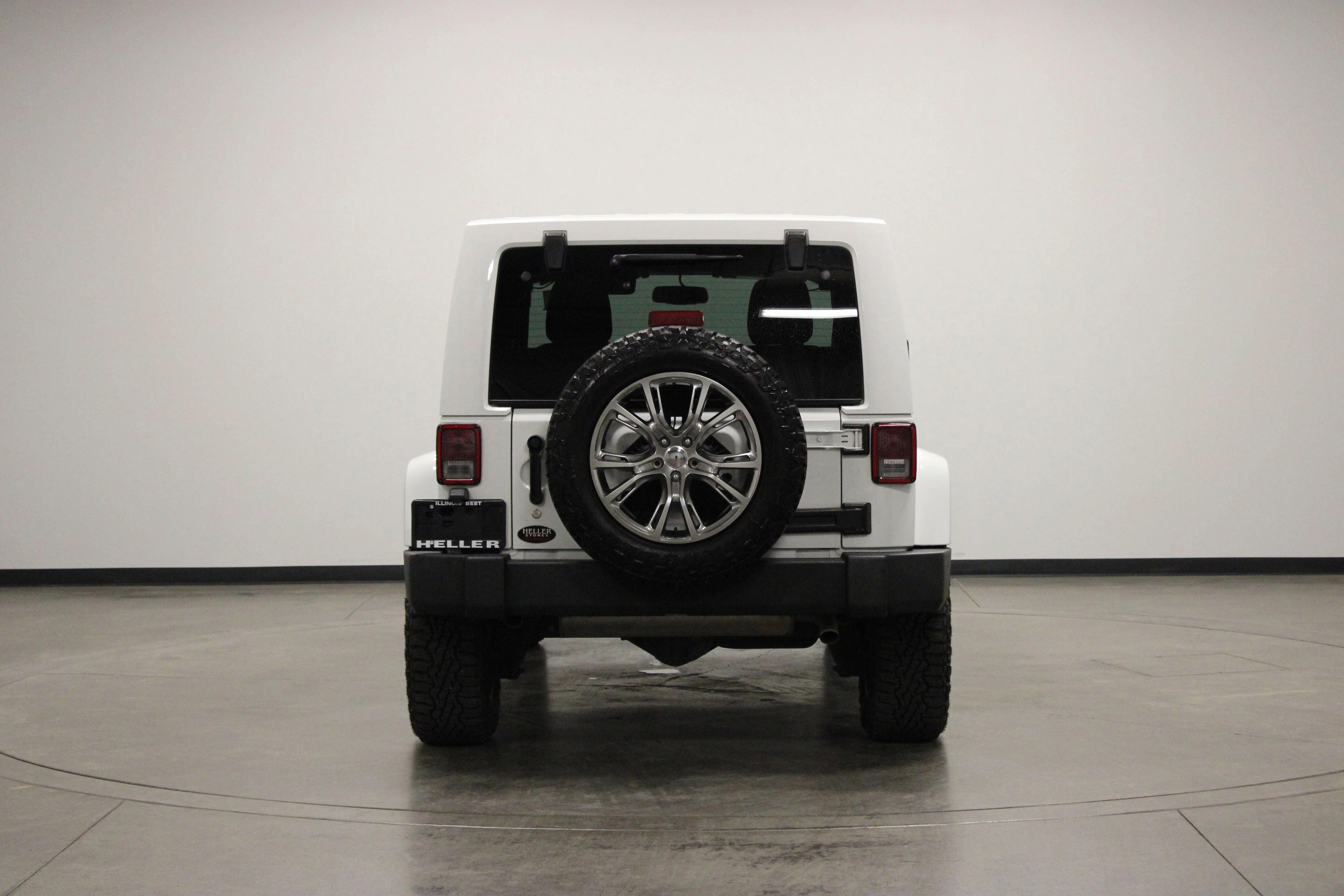 Used 2016 Bright White Clearcoat Jeep Rubicon image 7