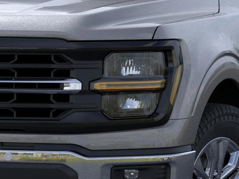 New 2026 Carbonized Gray Metallic Ford XLT image 41