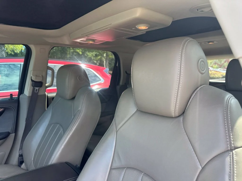 Used 2013 White GMC Denali image 3