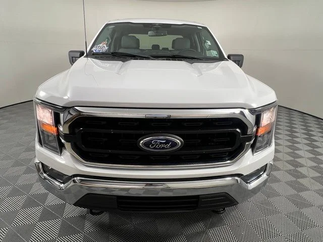 Used 2023 White Ford XLT image 2