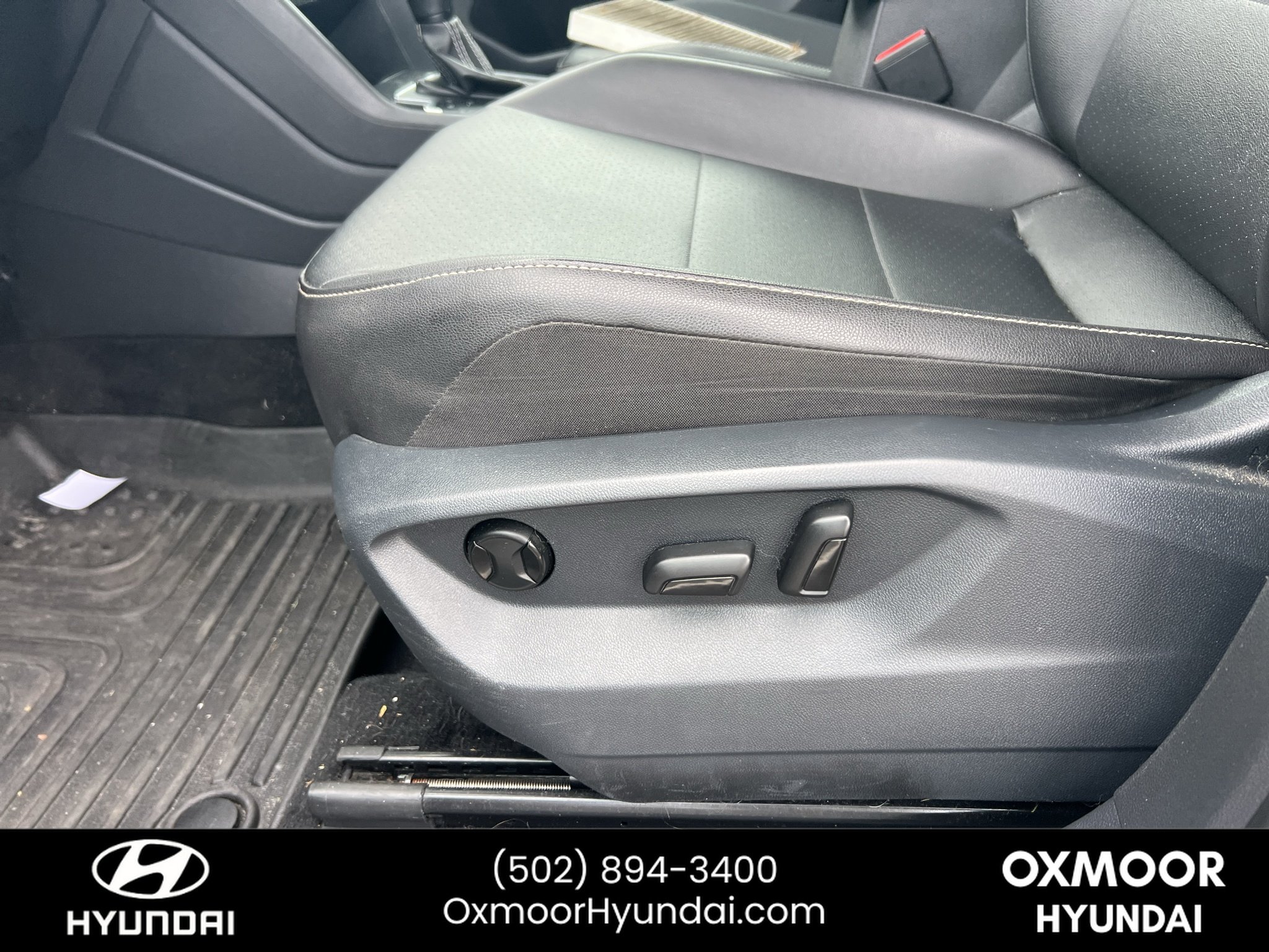 Used 2021 Deep Black Pearl Volkswagen SE image 7