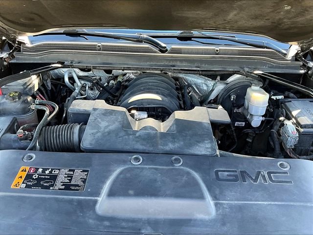 Used 2017 Black GMC SLT image 34