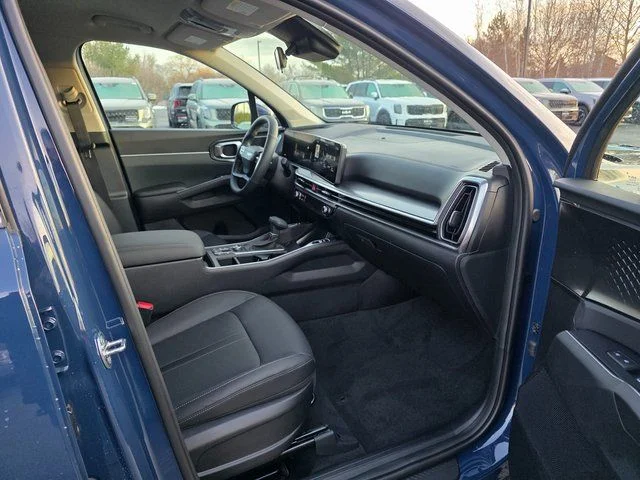 New 2026 Midnight Kia S image 10