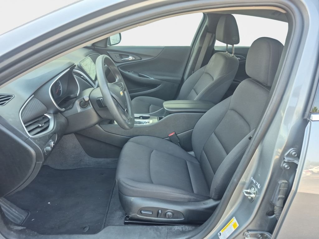 2023 Chevrolet Malibu 1LT - Photo 12