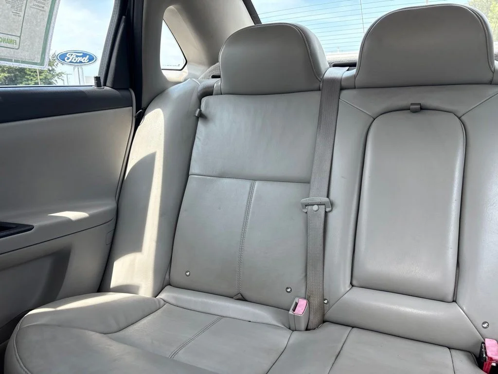 Used 2009 Dark Silver Metallic Chevrolet LT image 12
